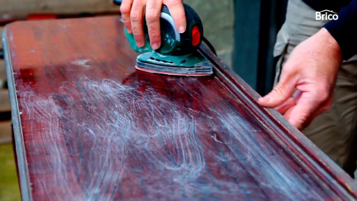 como pintar un mueble de madera de otro color 3