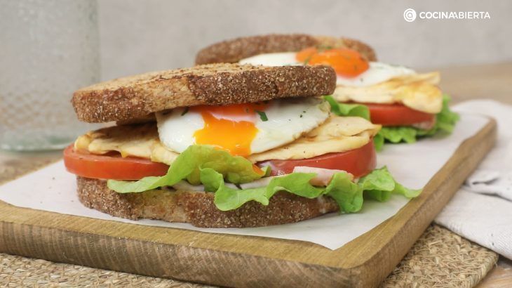 sandwich de pollo cierre logo