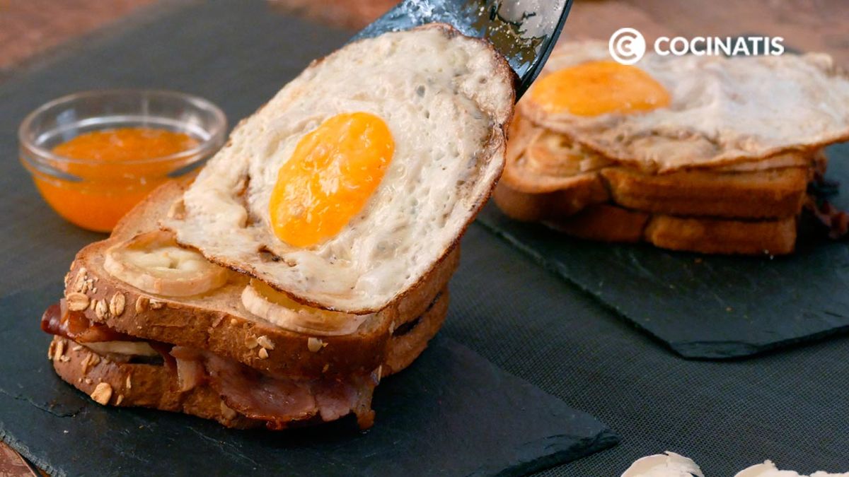 Receta de croque de queso de cabra, bacon y huevo  paso 6