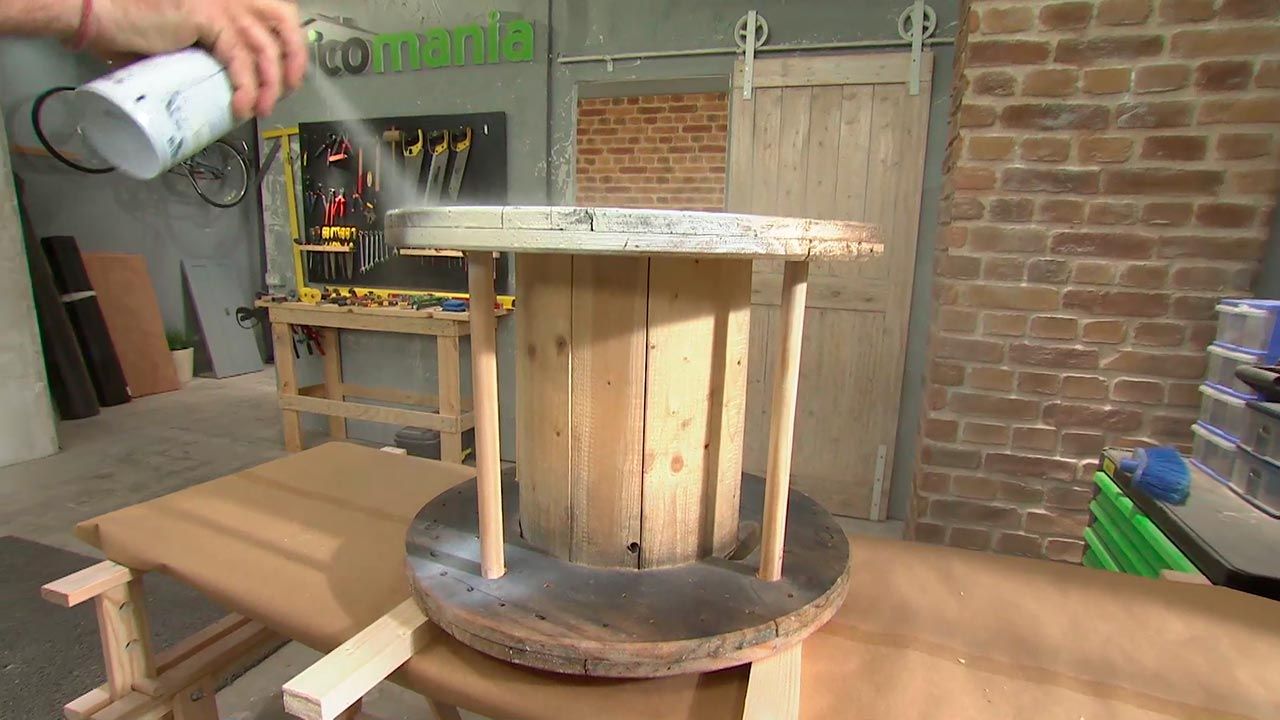 Como hacer una mesa con una bobina paso 4