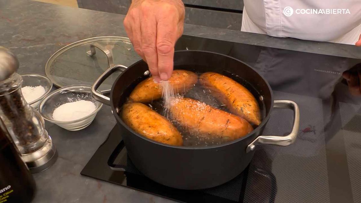 Cocer el boniato durante 25 minutos aproximadamente