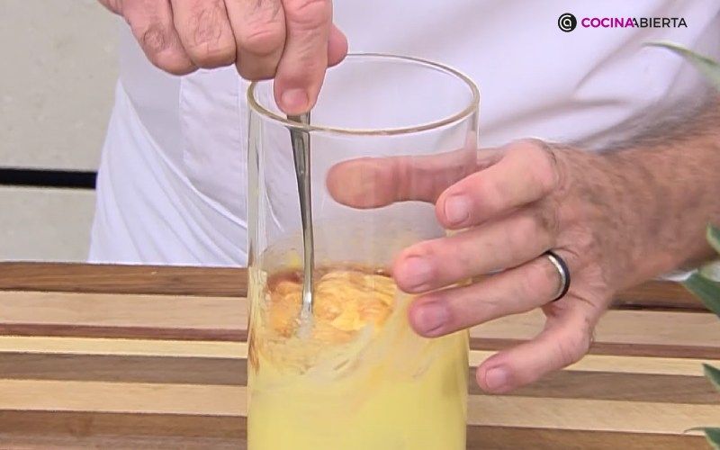 Remueve bien para integrar todos los ingredientes