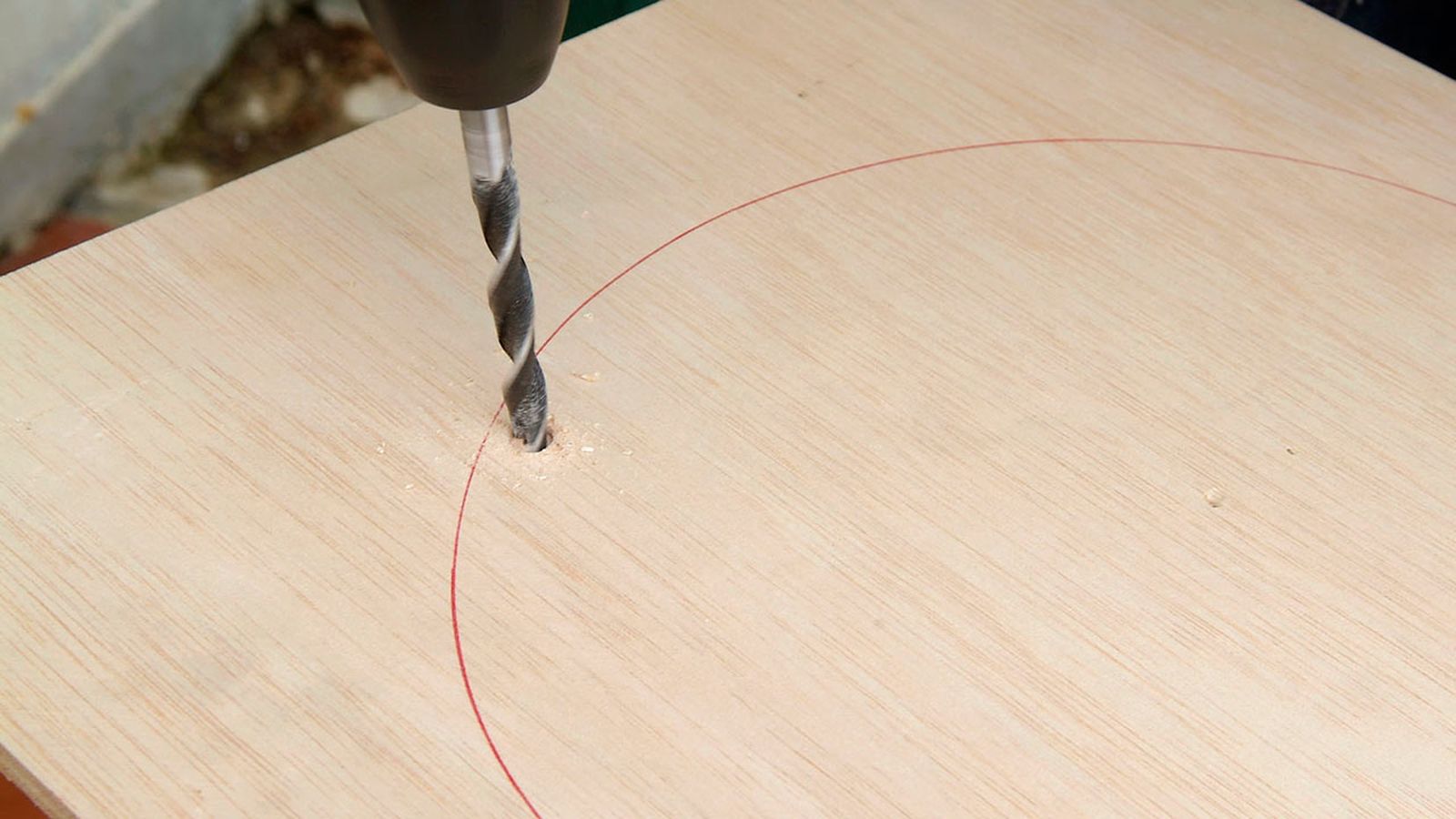 brico 0517 1 tecnicas vaciado madera paso 3