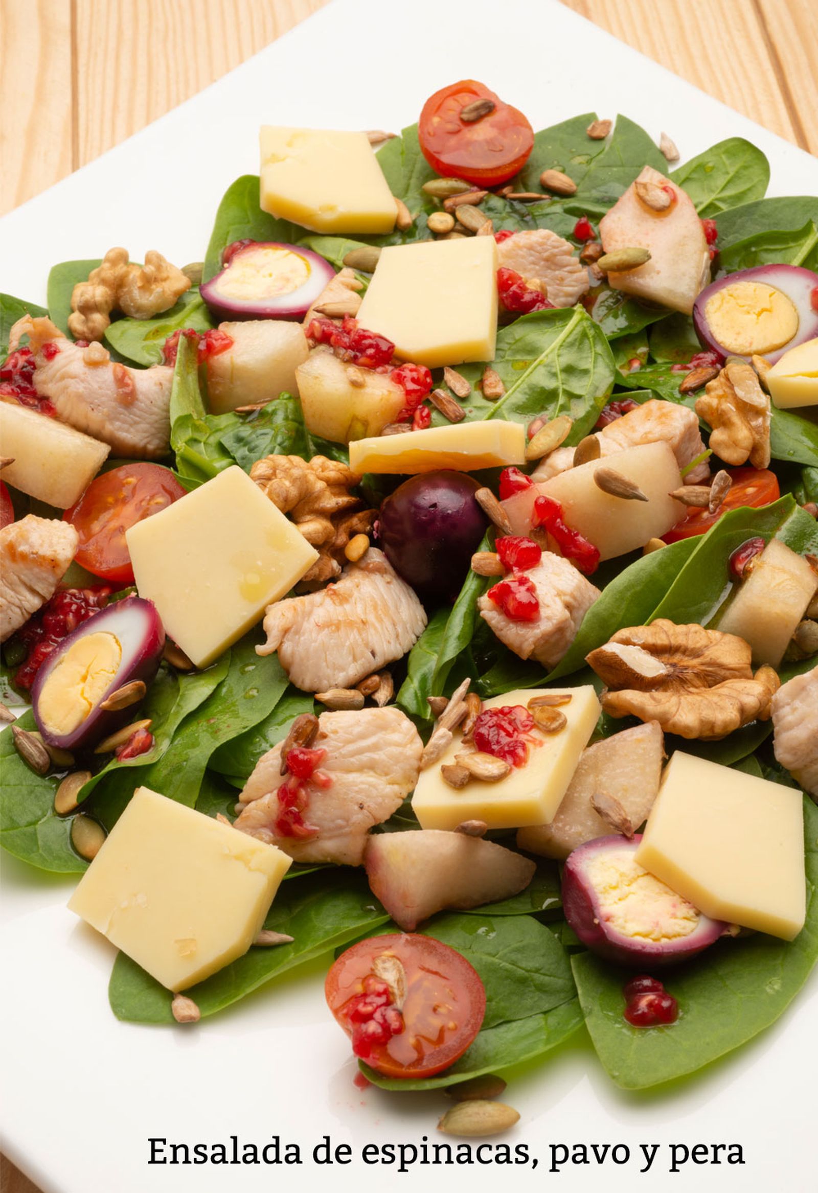KARL6373 receta ensalada espinacas pavo pera v