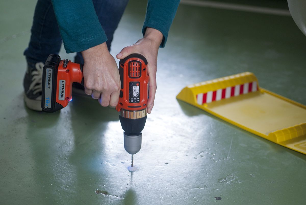 Bricomania 689 Topes para aparcamiento p3