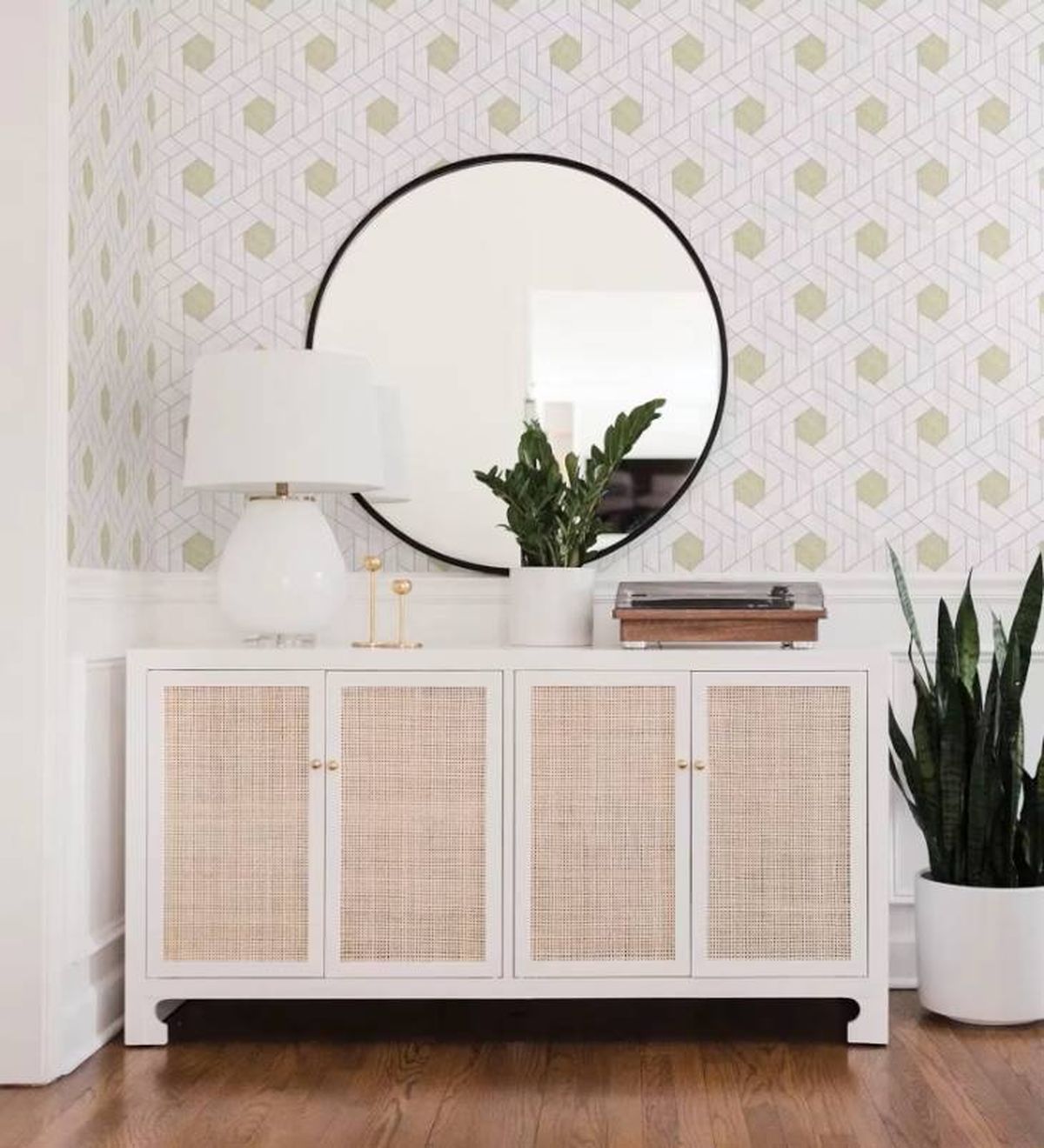 Ideas y tendencias para crear recibidores originales y funcionales 8