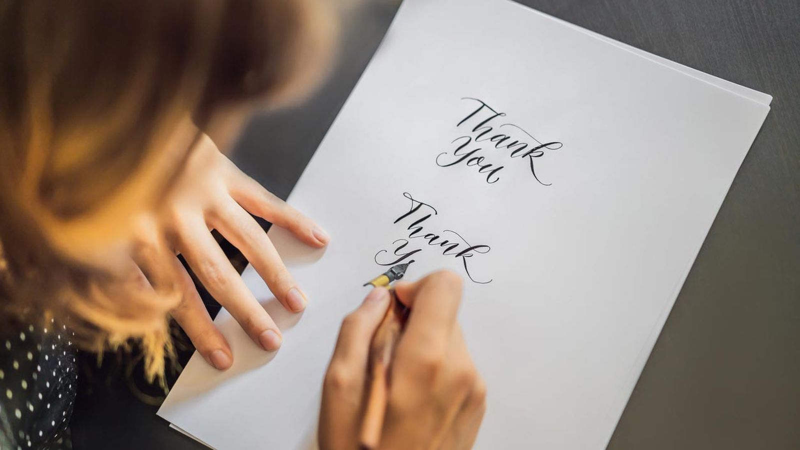 como hacer lettering pluma