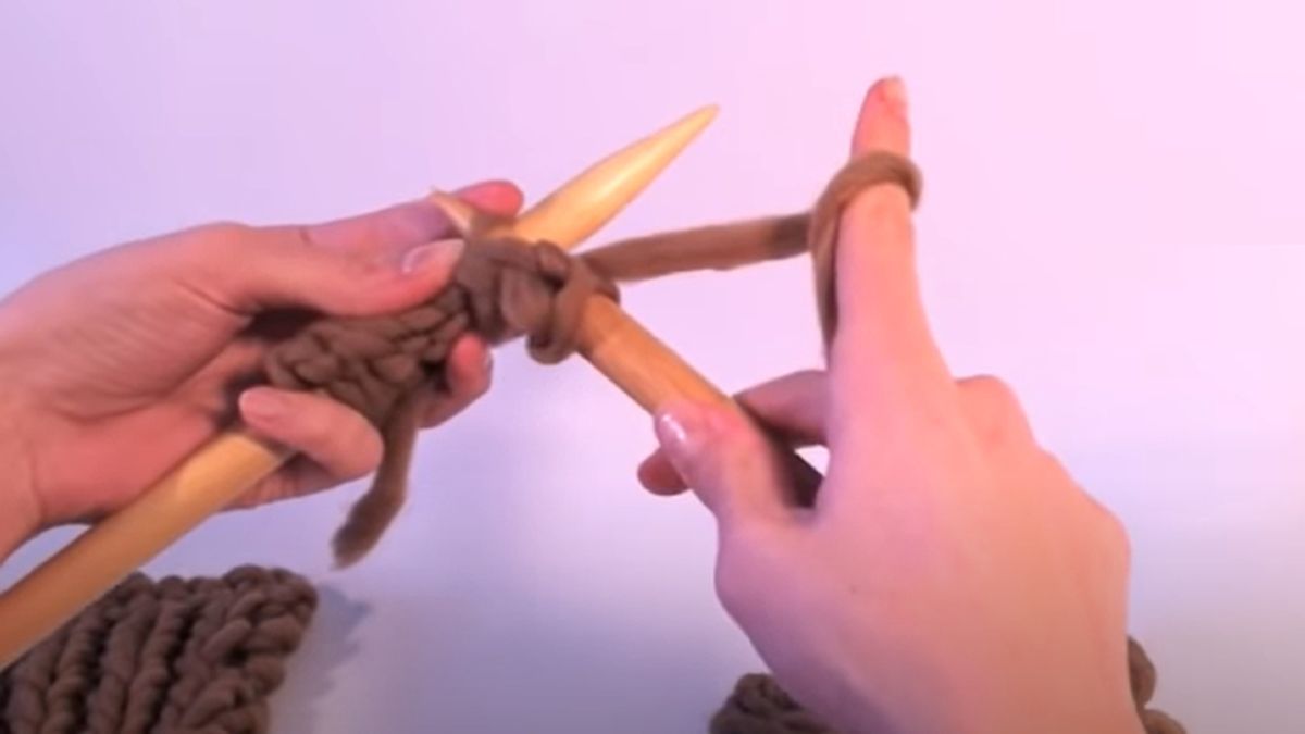 hacer punto elastico paso 2