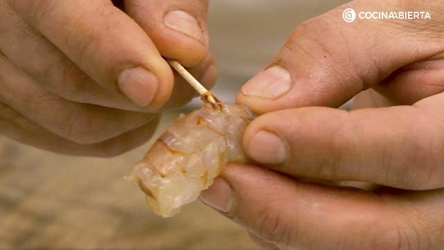 Como pelar gambas y langostinos 6
