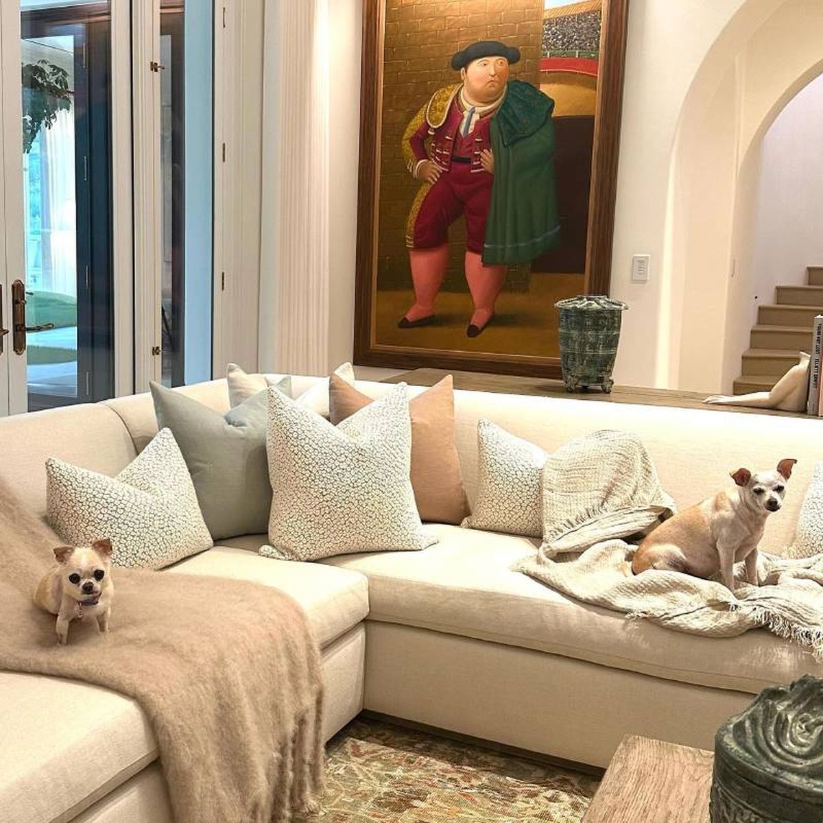 Pintura El Matador de Botero en el salón de Sofía Vergara. / Sofía Vergara Facebook