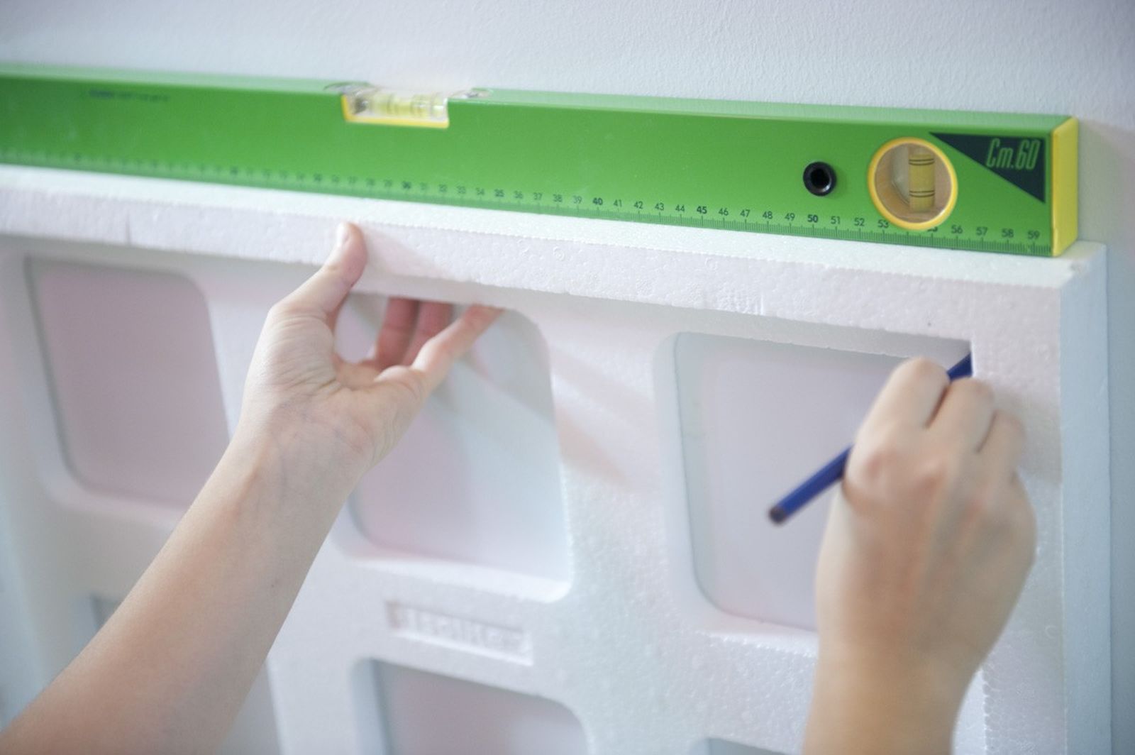 brico 0594 2 pintar panel electrico p5