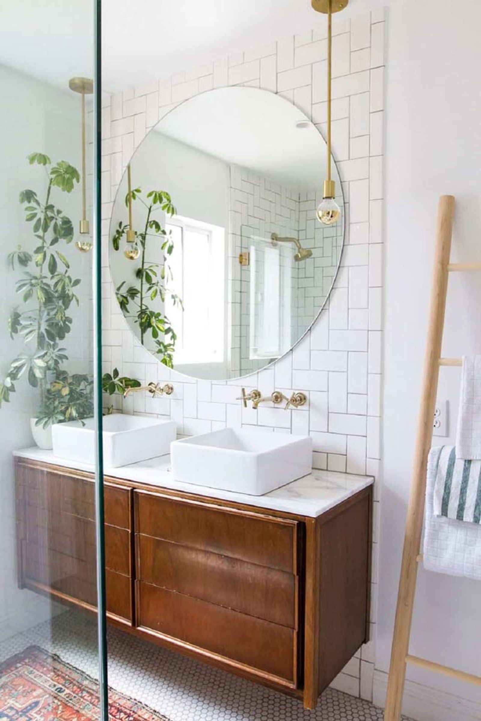Claves para decorar un baño pequeño moderno y funcional 7
