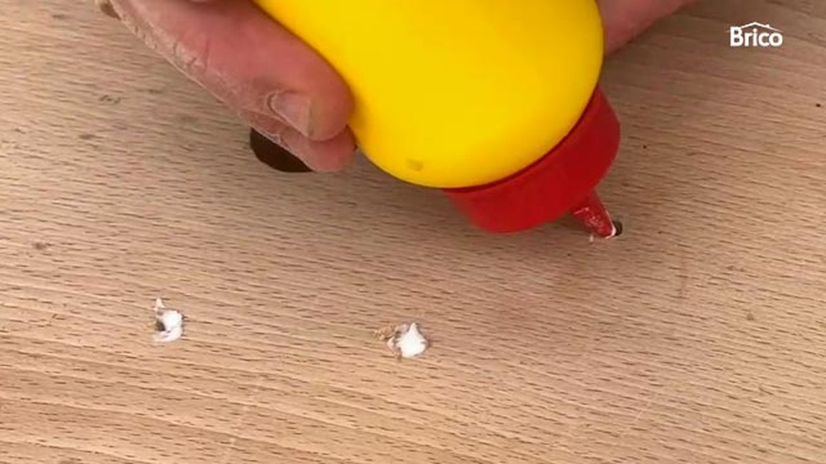 Como arreglar una mesa o banco de trabajo paso 10