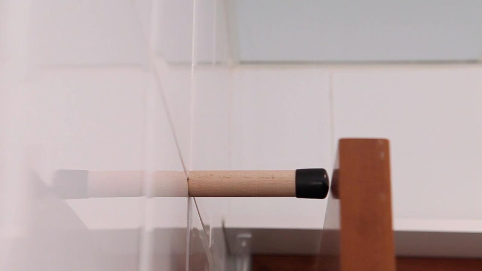 Como hacer un tope de puerta casero a medida