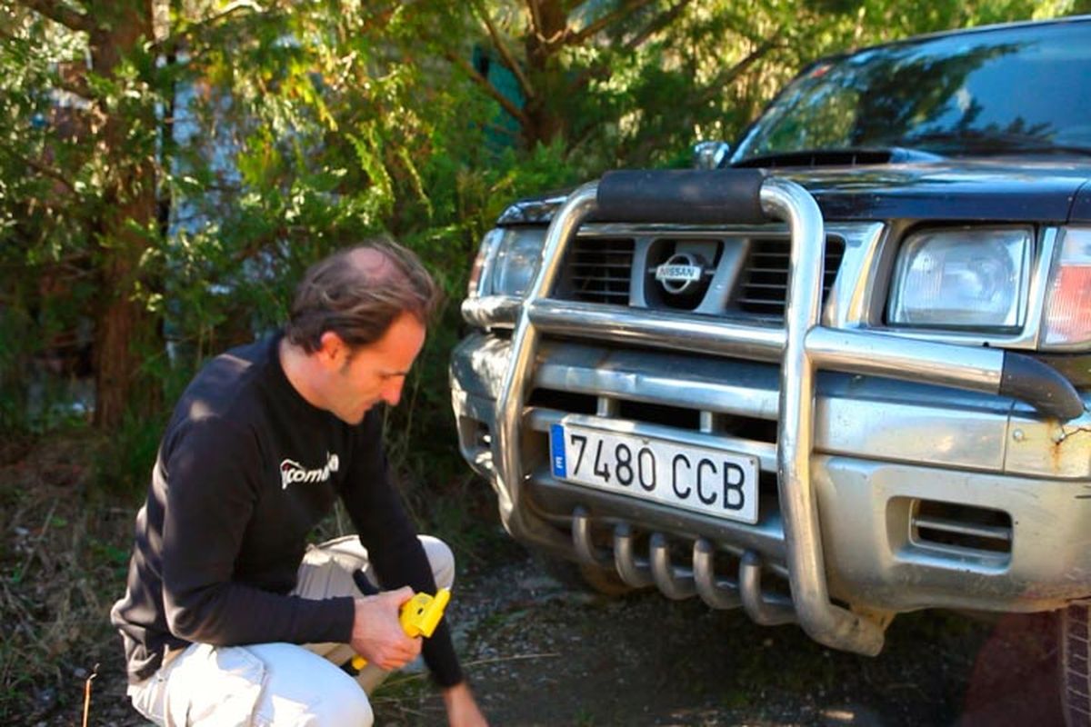 Cómo hacer remaches en flor paso 7