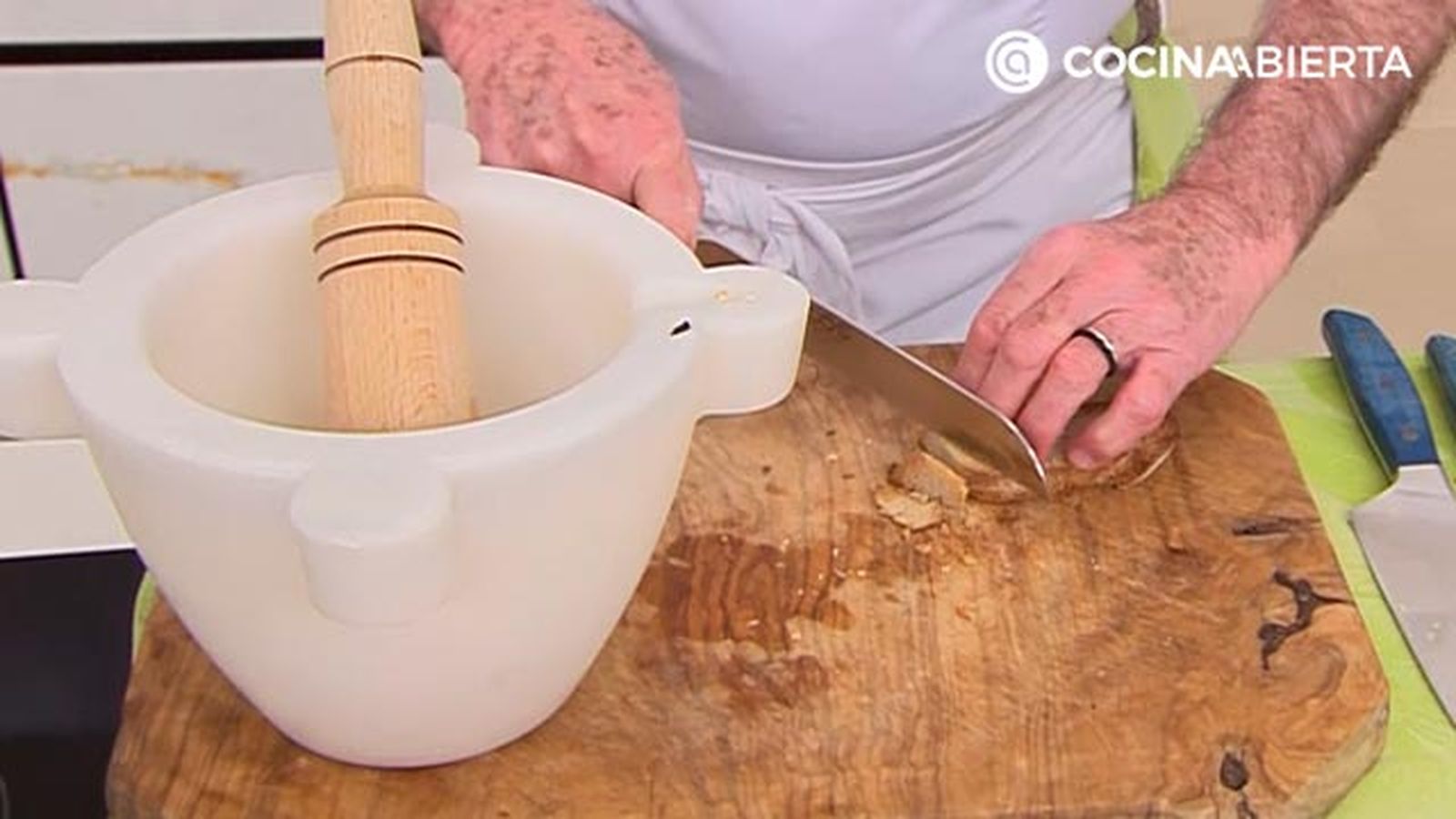 suquet de peiz guiso de pescado receta karlos arguinano karl67480321 paso3
