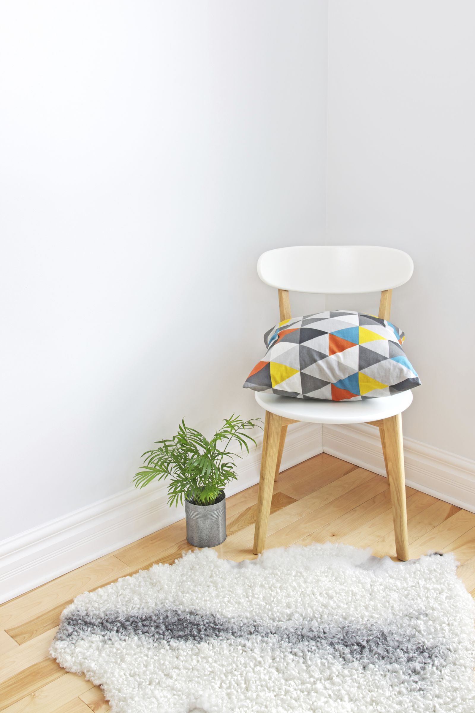 Utilizar una silla como mesilla 2