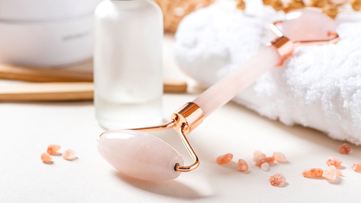 belleza piel rodillos faciales de cuarzo rosa