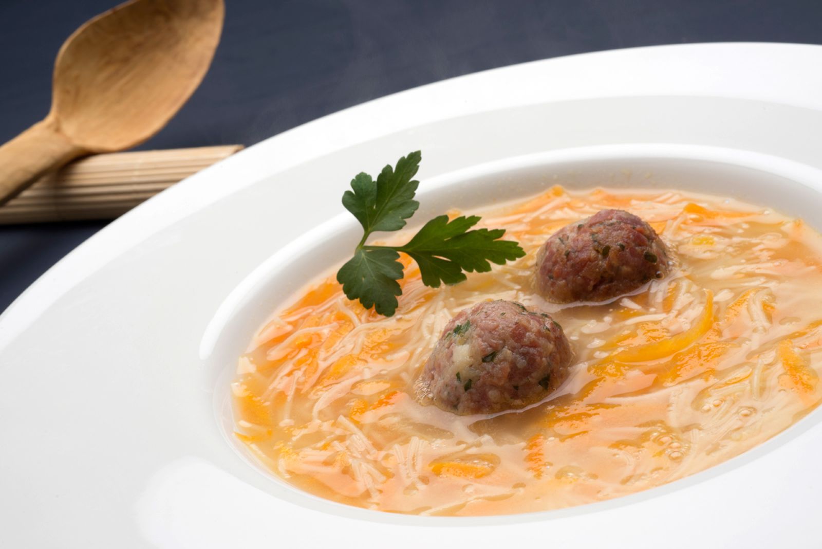 532 Sopa de jamón con fideos (5147) xl