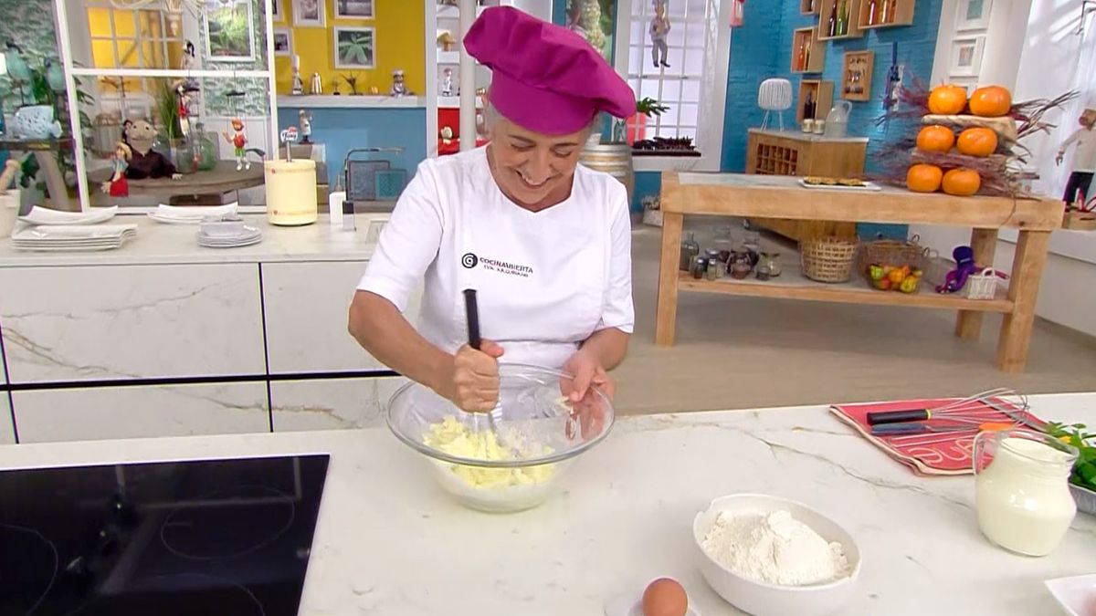 KARL66310320 receta de tarta de ciruelas pasas paso2