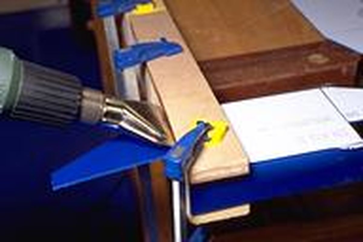 Cómo hacer una torre de música paso 4