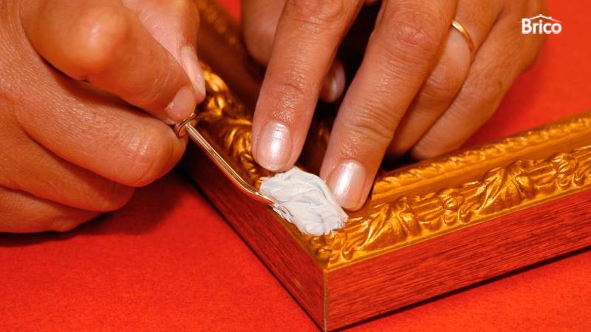 Reparar un marco con el buril