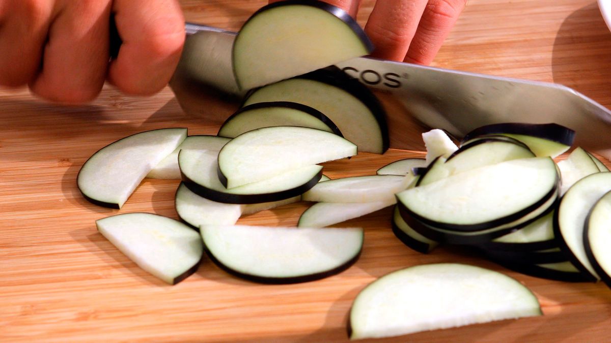 Coca de verduras   Paso 1