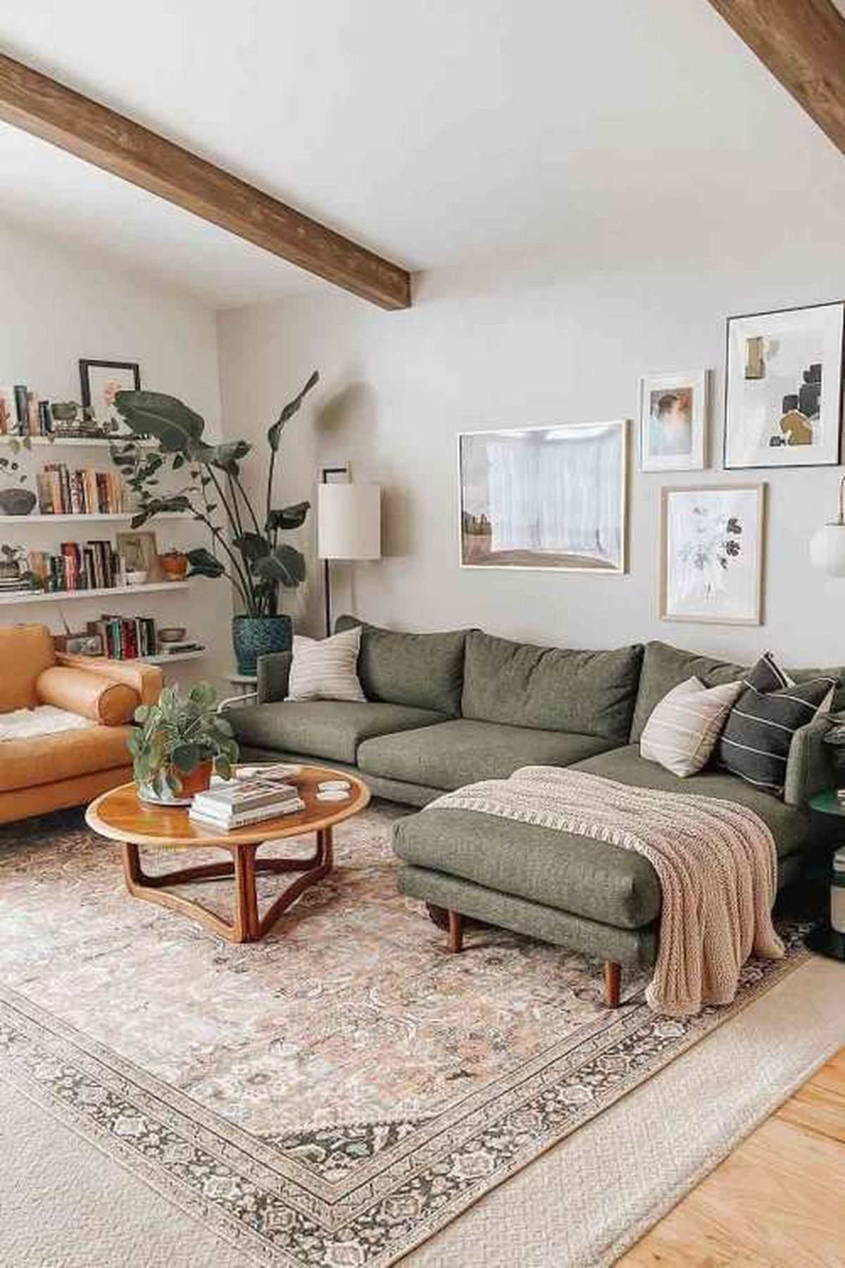 salon alfombra desgastada 3