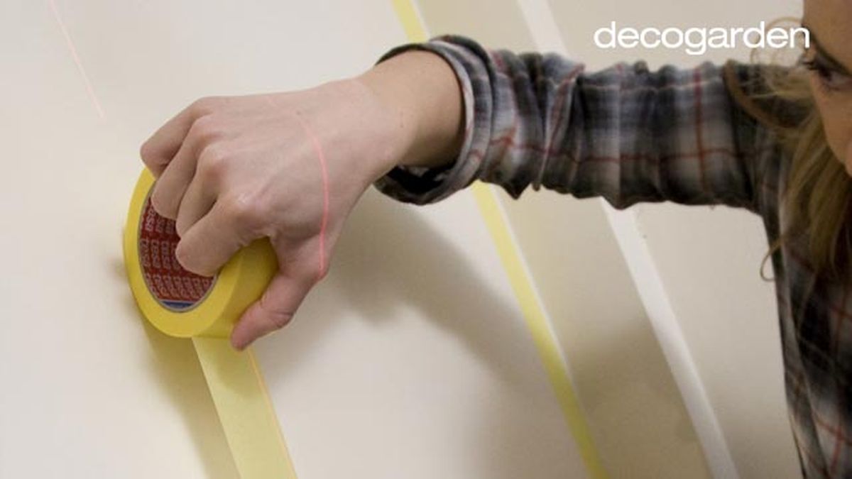 deco293 pared geometrica dormitorio beige paso 4