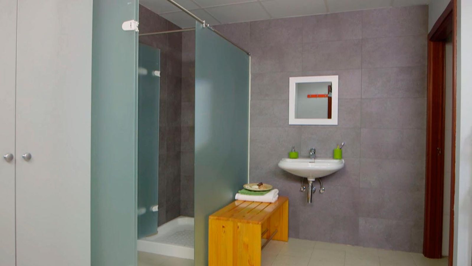 Revestimiento para el baño paso 9