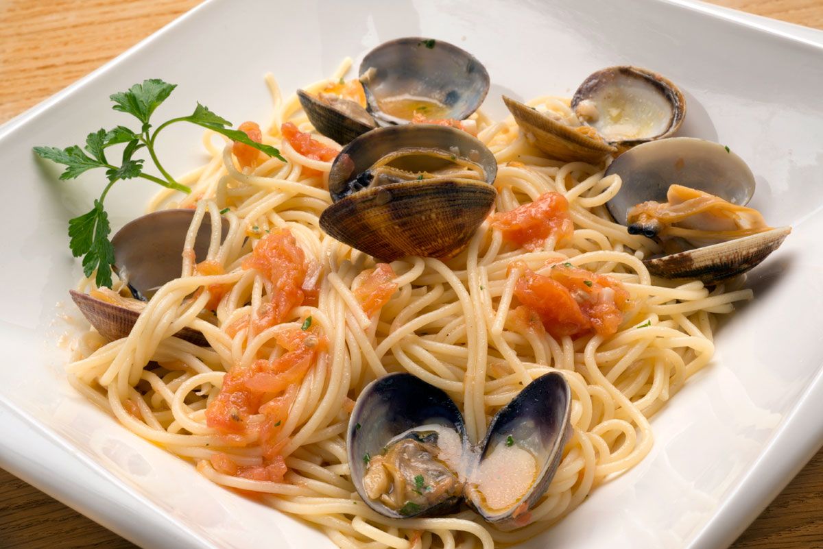 5402 1 Espaguetis con almejas (787) xl