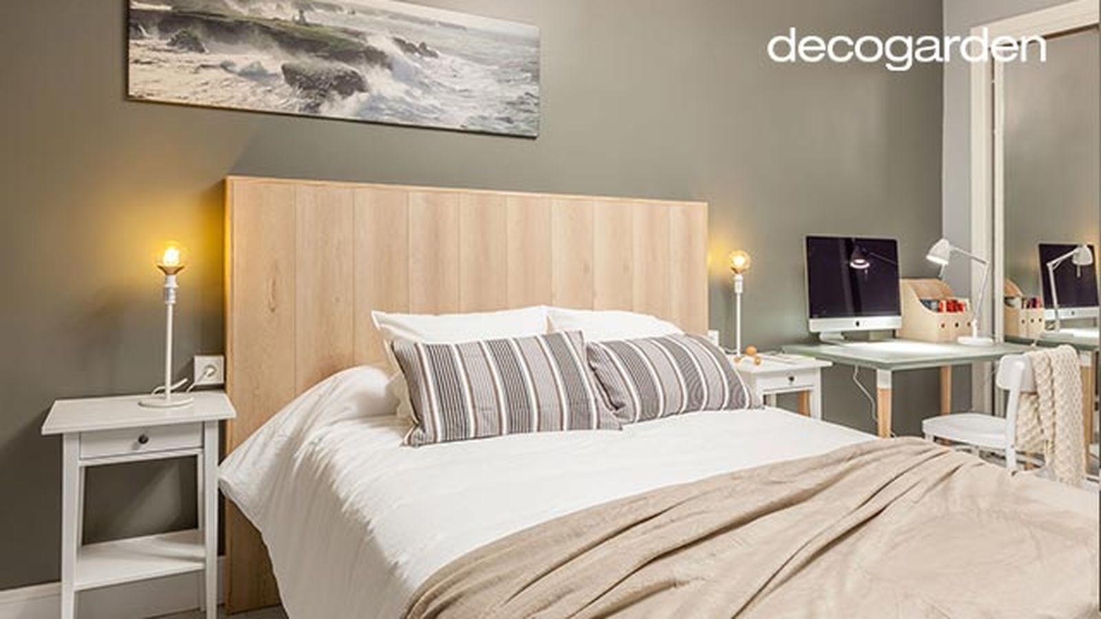 Dormitorio elegante con mini estudio nórdico 10