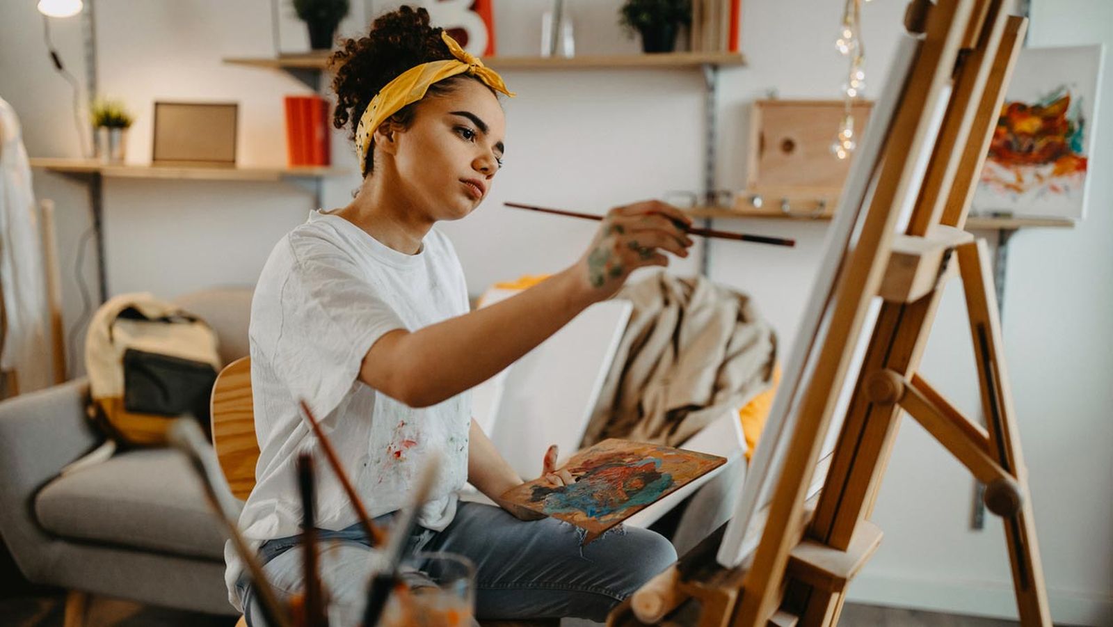 decorar un estudio de taller y pintura en casa colores calidos
