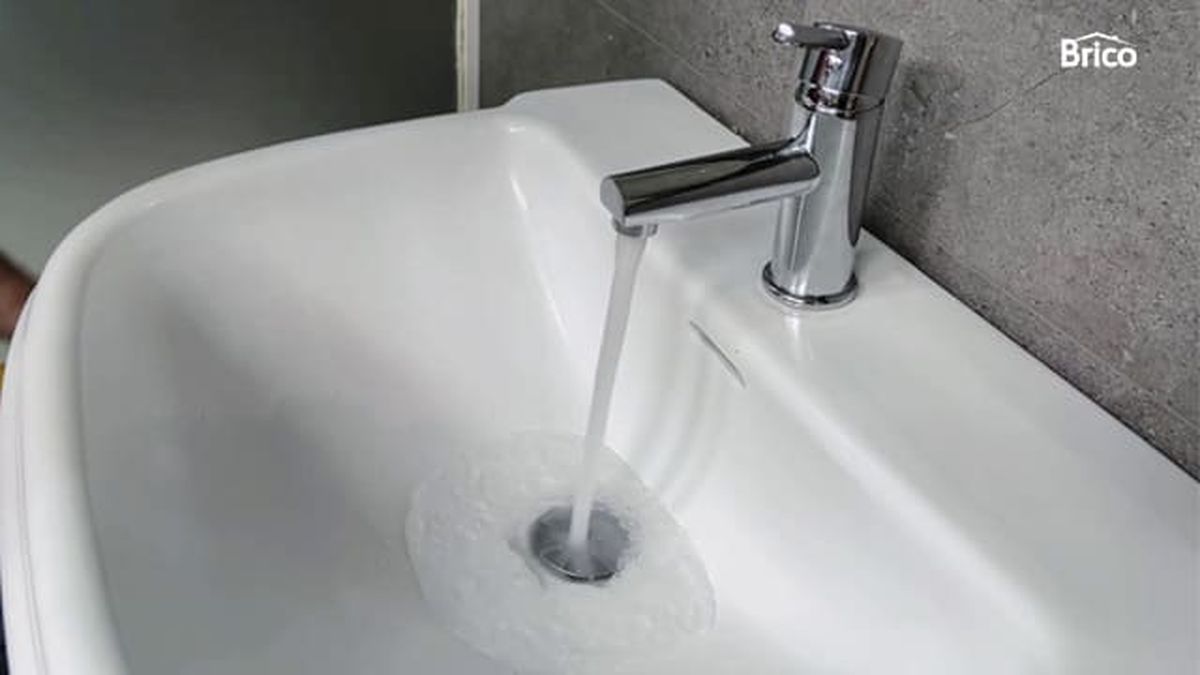 Bricomania 016 como cambiar grifo de lavabo paso13