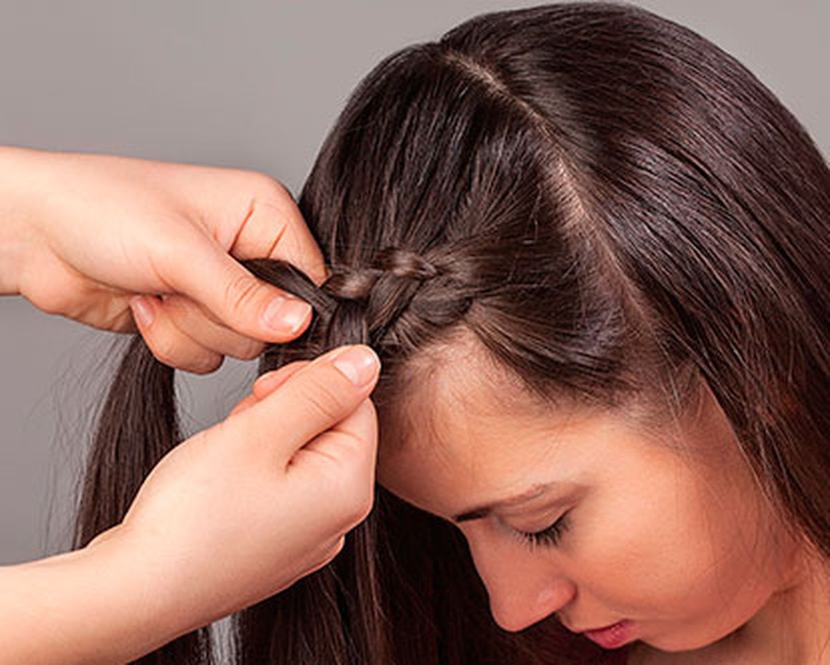 belleza peinados corona trenza paso1