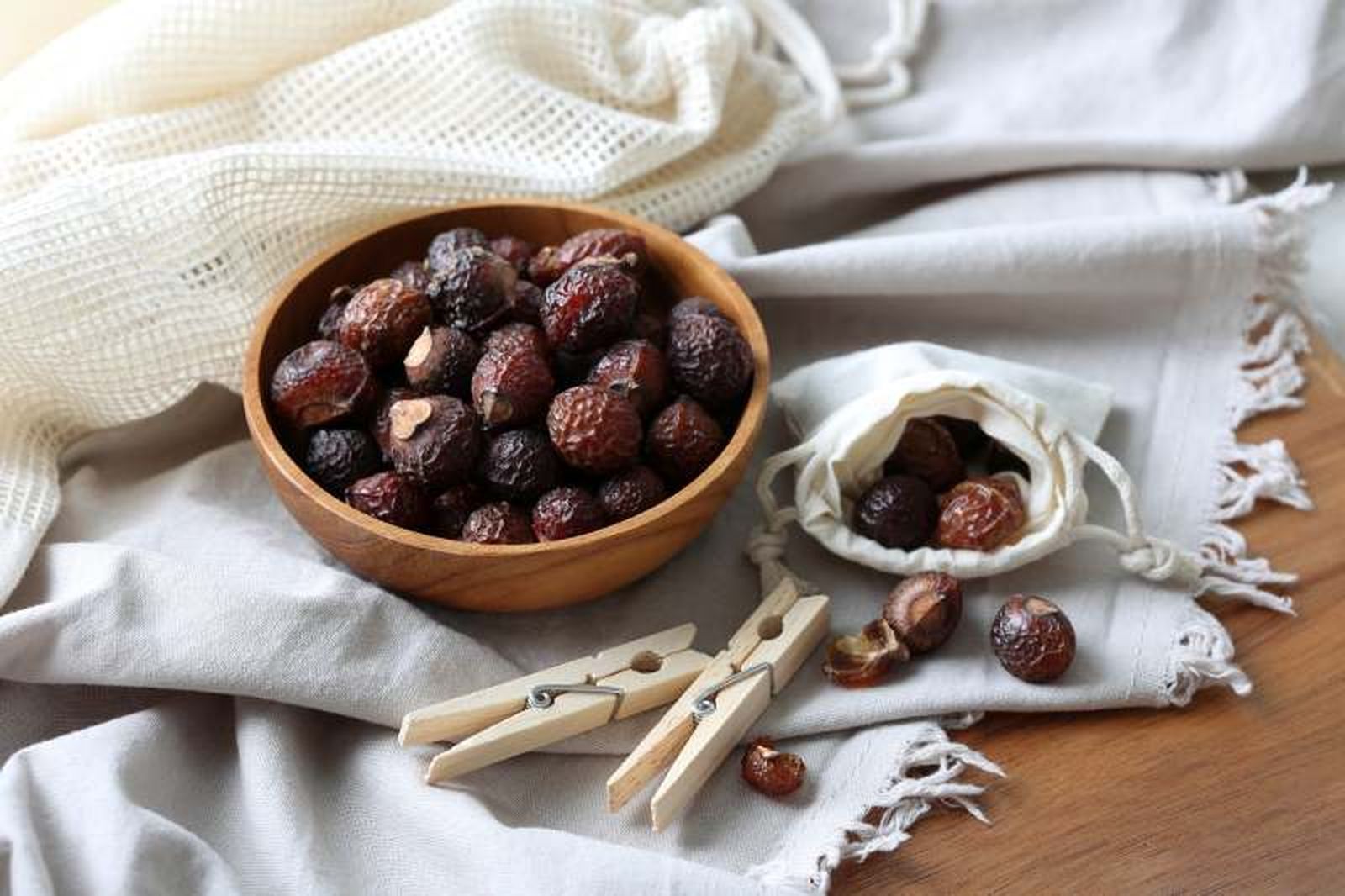 Las nueces de lavado son los frutos del Sapindus Mukorossi o árbol del jabón
