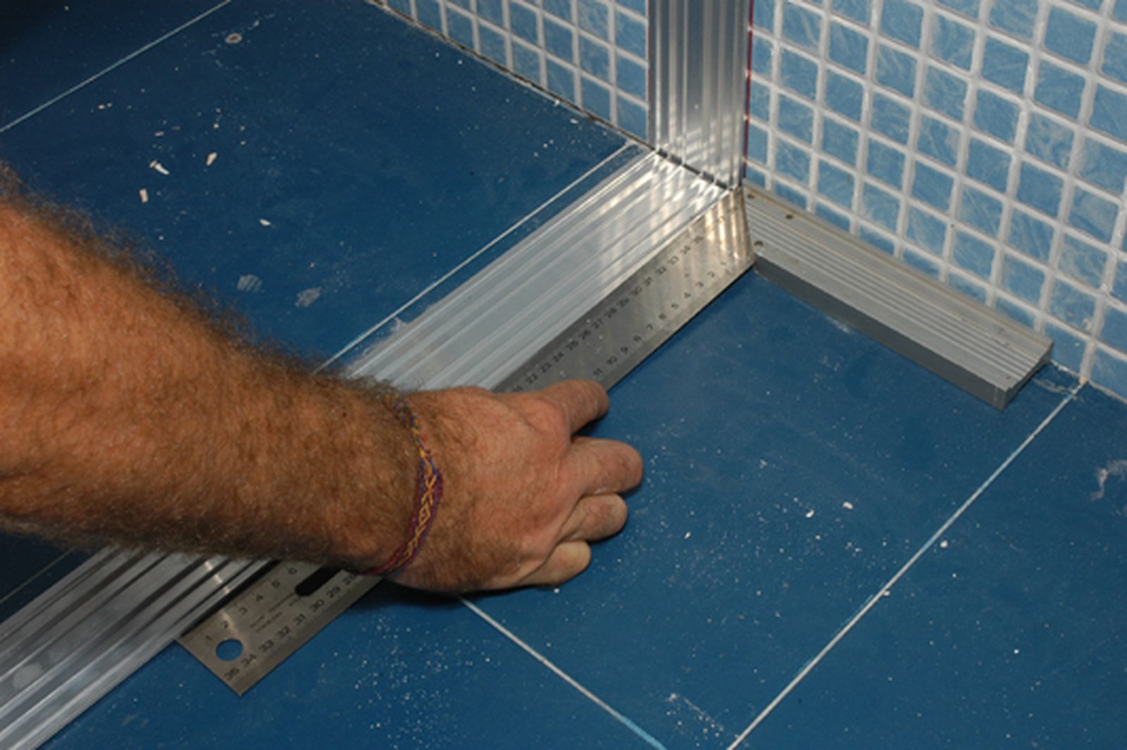 Muro de pavés para el baño paso 2