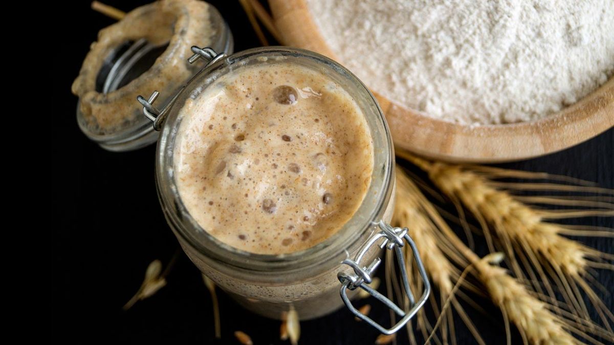 Cómo hacer masa madre natural para el pan casero  paso a paso