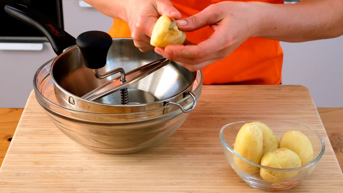 Receta de ñoquis de patata caseros   Paso 2