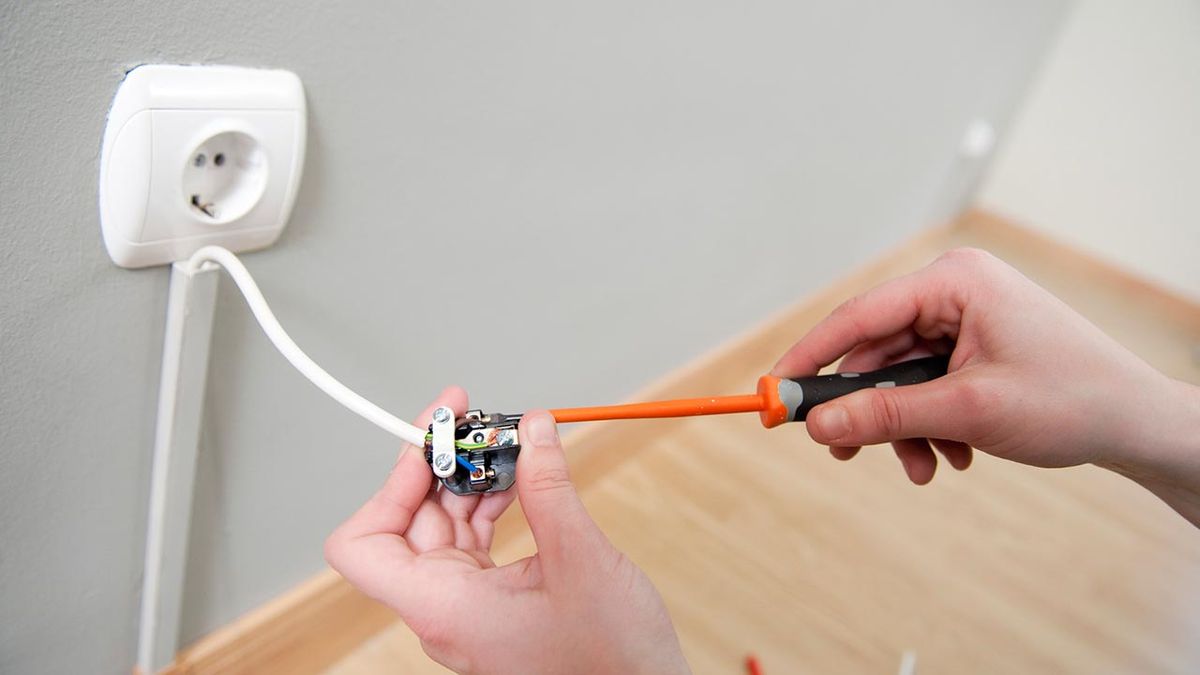 brico 0610 1 trasladar enchufe paso 11