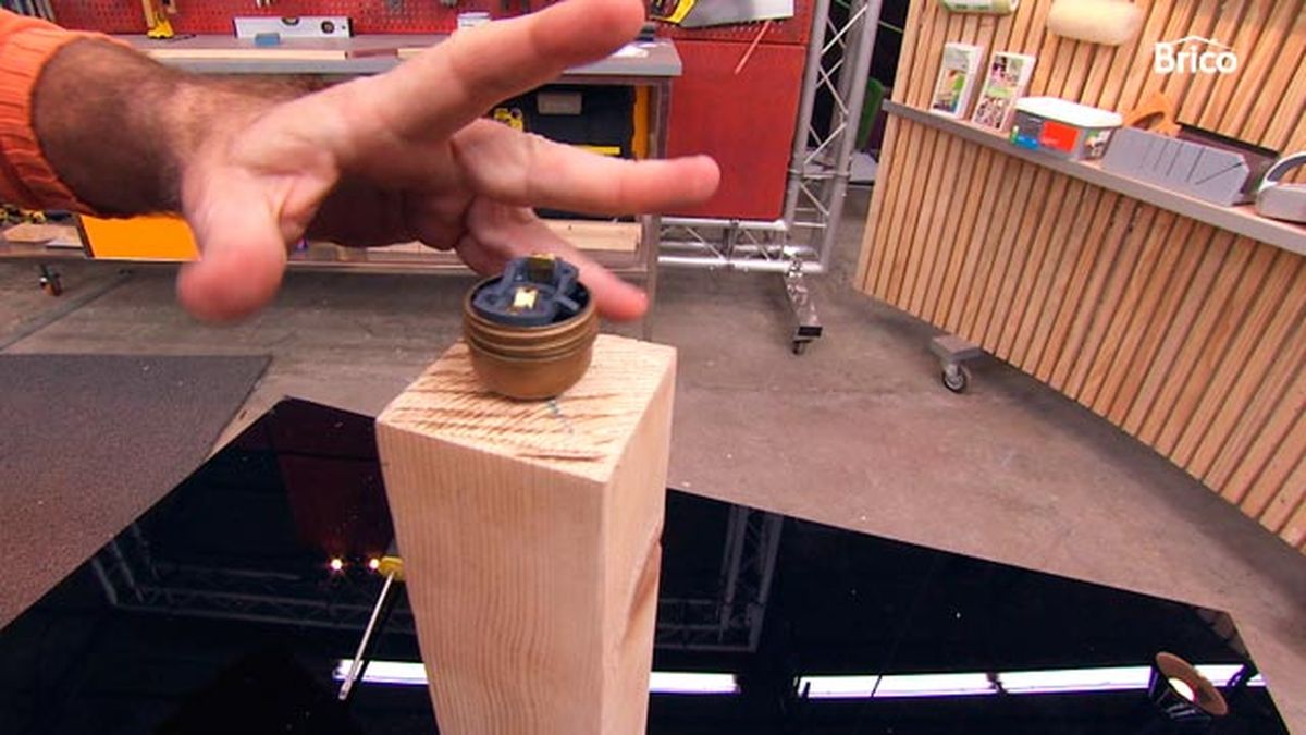 Cómoda con pintura pizarra paso 11