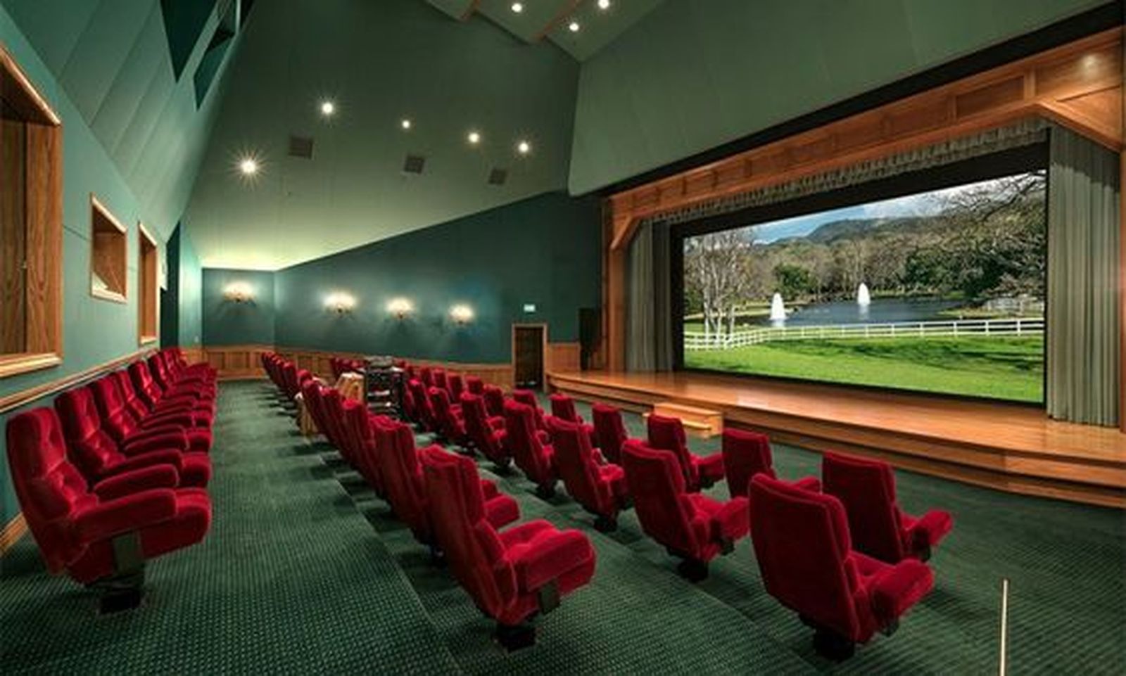 michael jackson neverland cine pinterest hello and hola media, inc