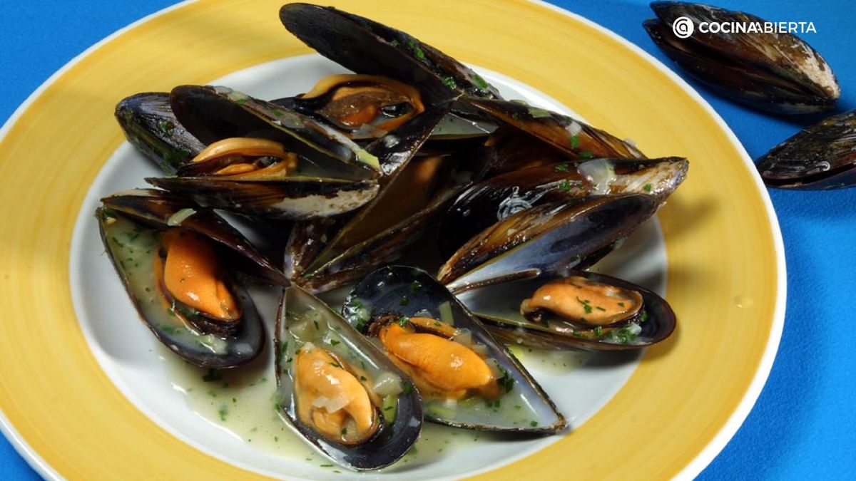 Aprende a cocinar los clásicos mejillones a la marinera con la receta de Karlos Arguiñano
