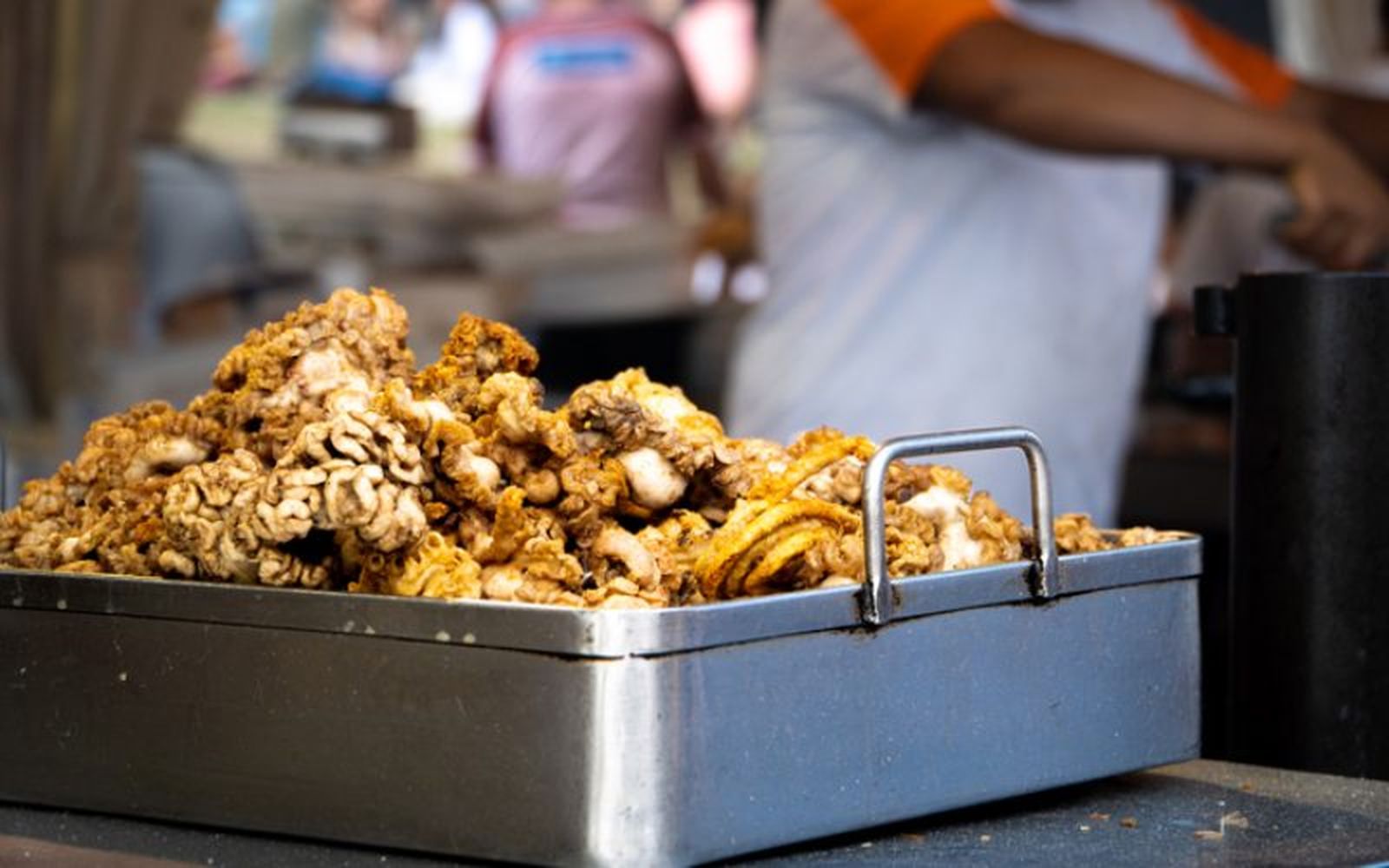 Las gallinejas son uno de los platos más tradicionales de la Verbena de la Paloma