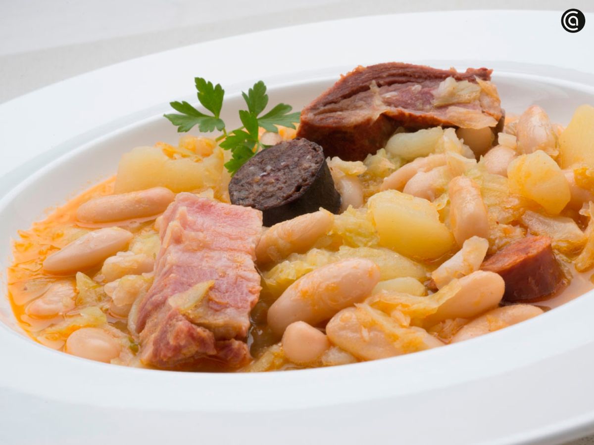 Aprende a hacer pote asturiano con la receta de Karlos Arguiñano