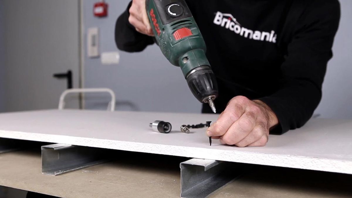 Portapuntas para yeso laminado paso 1