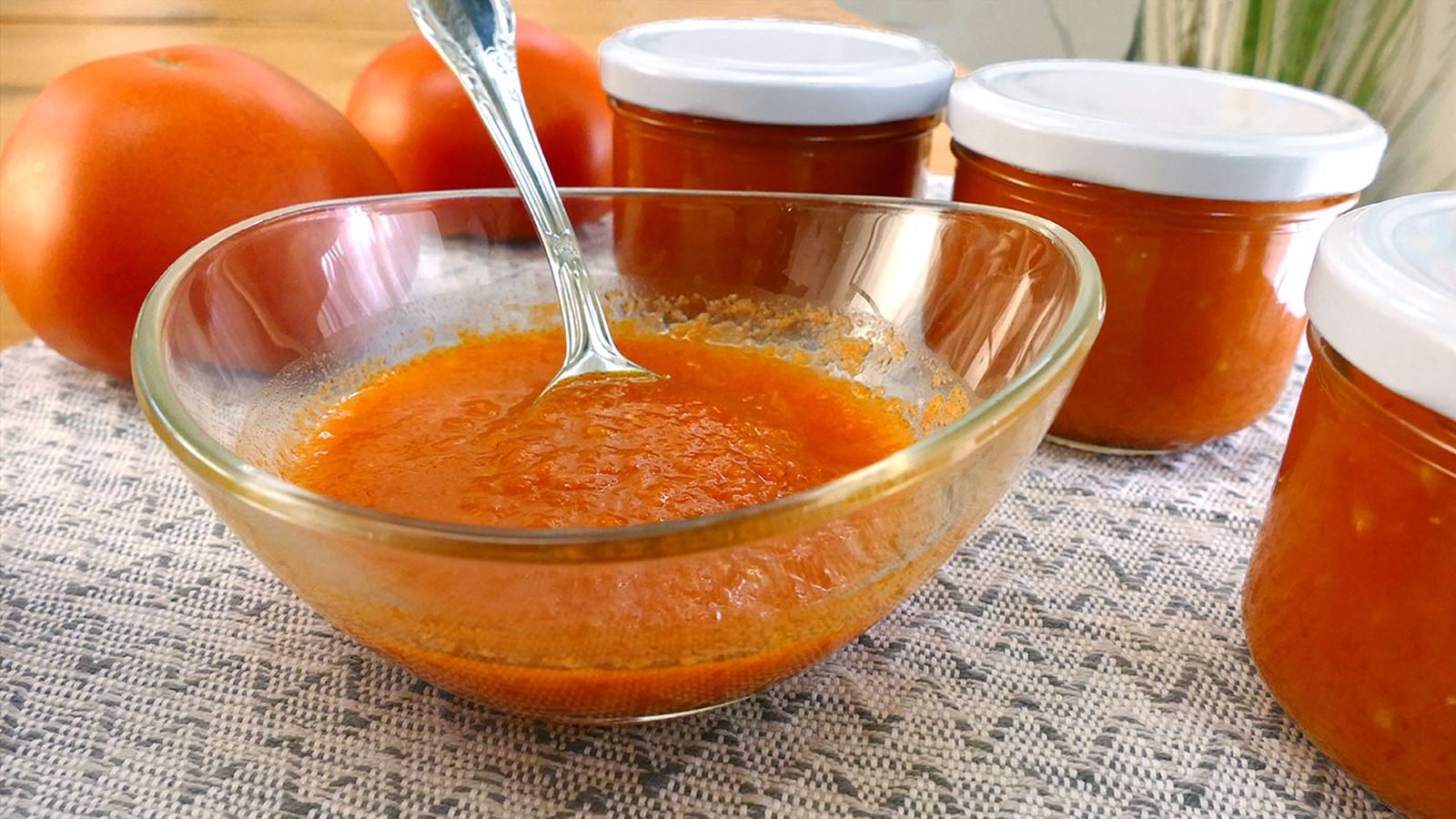 Cómo hacer tomate frito casero