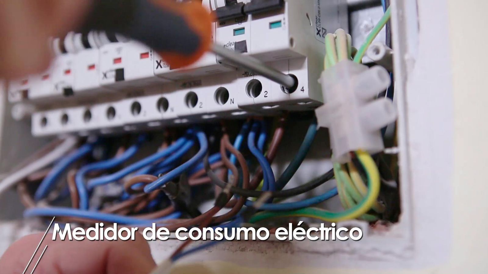 Medidor de consumo eléctrico paso 2