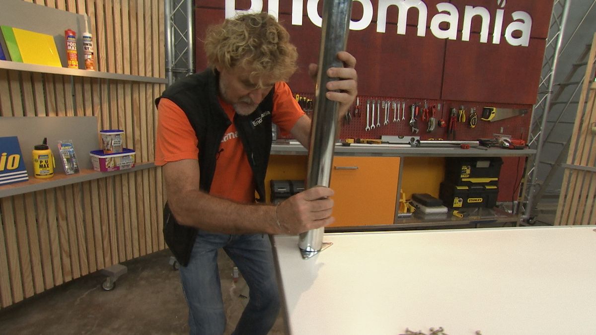 Hacer una mesa escritorio paso 12