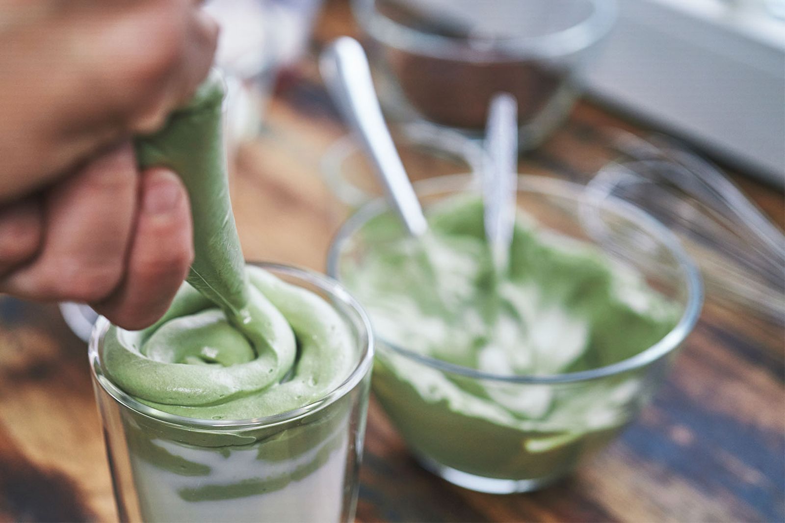 recetas bebidas tendencia dalgona matcha latte paso3